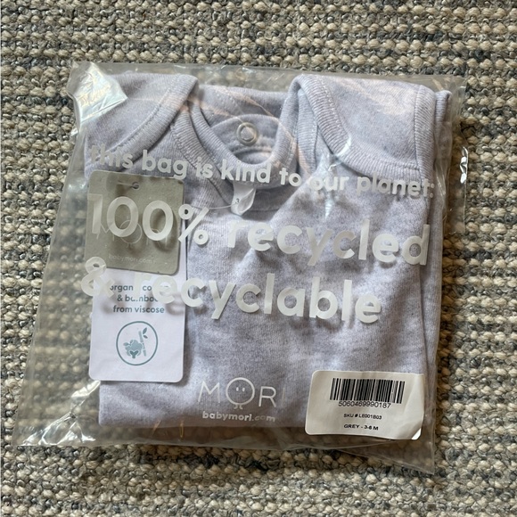 NWT Mori grey bodysuit 3-6mo - Picture 2 of 3
